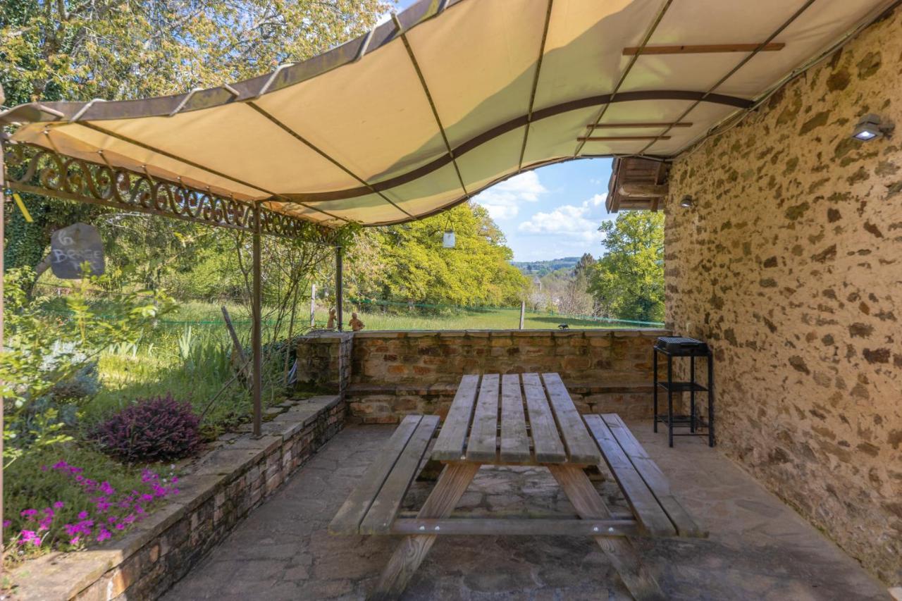 Gite La Bergerie Segur-le-Chateau Bagian luar foto